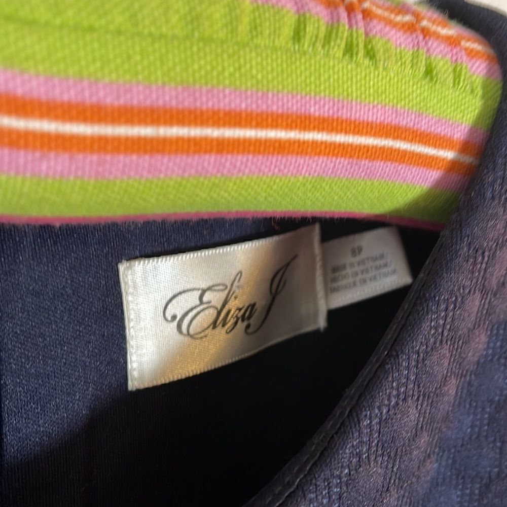 EUC Eliza J Navy Quilted Dress Flare Sleeves Pink Details 8P - Picture 2 of 10